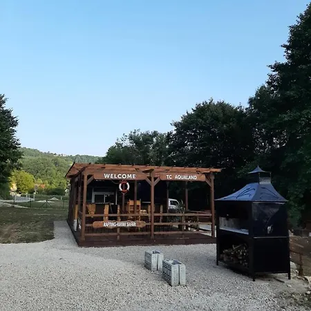 Autocamp Aqualand Hotel Bihac Exterior photo
